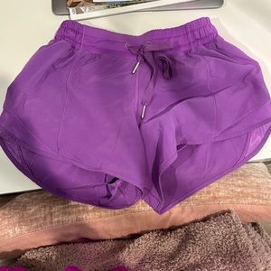 Purple lulu shorts 4”